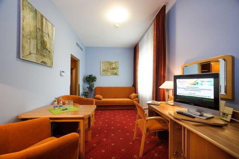 Hotel Orient Красков Екстериор снимка